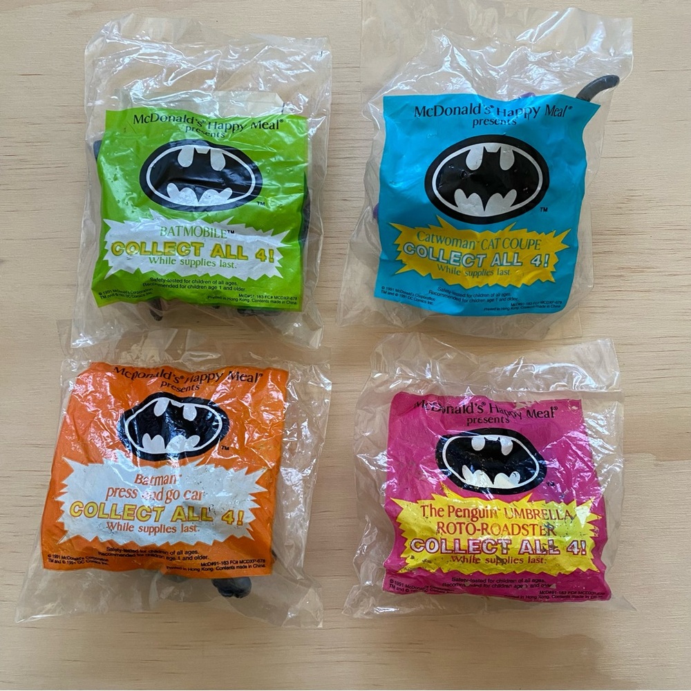 ❌SOLD❌ McDonald's Batman Complete 4pc Happy Meal Toys Set
